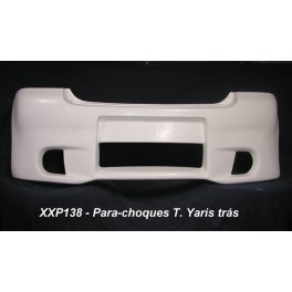Para-choques Toyota Yaris tr&aacute;s em fibra