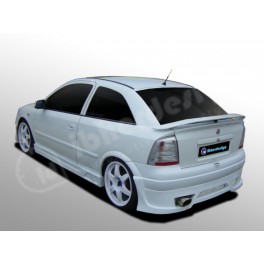 Kit Aerodin&acirc;mico Opel Astra G MYURA em fibra