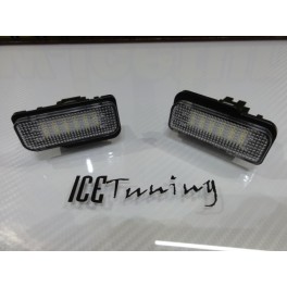 Suporte De L&acirc;mpada De Matricula Com Led Branco Para Tesla Model S 2012-2016