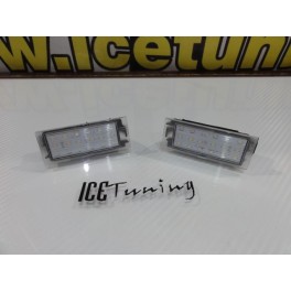 Suporte De L&acirc;mpada De Matricula Com Led Branco Renault Megane (2, 3, Grandtour, coupe, 2, 5 portas)