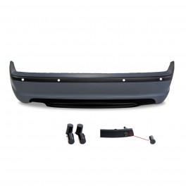 Para-choques traseiro BMW E46 98-2005 4 portas Pack M, com fura&ccedil;&atilde;o para sensores de estacionamento em pl&aacute;stico ABS.